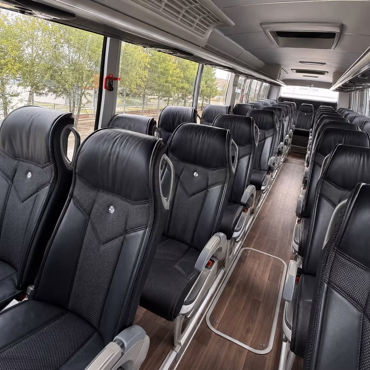charter buses for lake forest winery and brewery tours in temecula