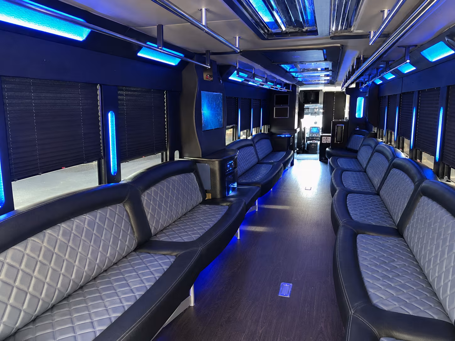 cruise port transfers and airport connections from lake forest
