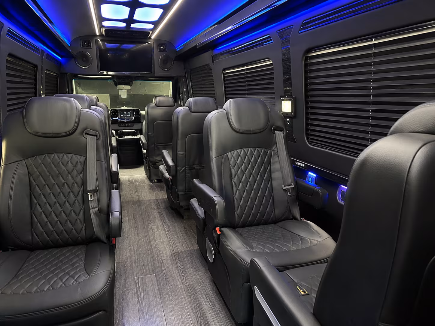 find and book transportation for your next bachelor or bachelorette party 1