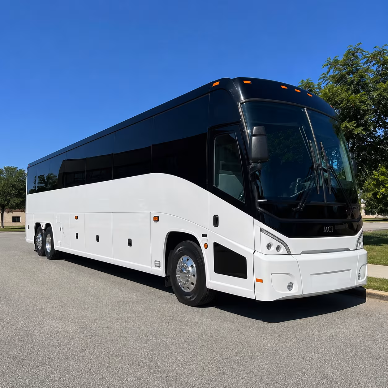 lake forest 40 passenger charter bus