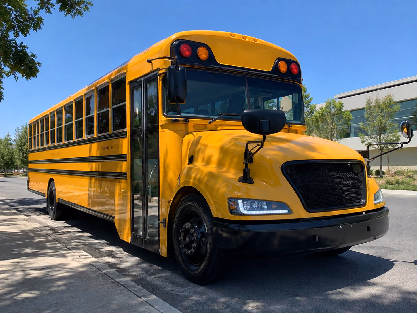 lake forest school bus