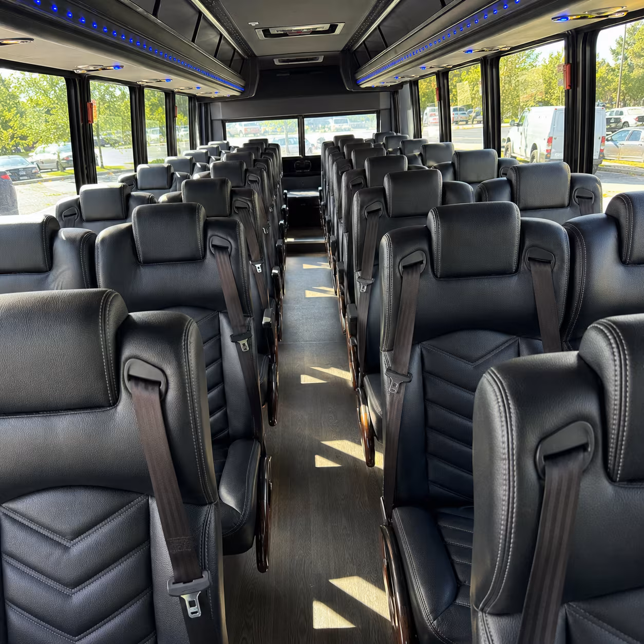 minibuses for bridal party transportation on your lake forest wedding day