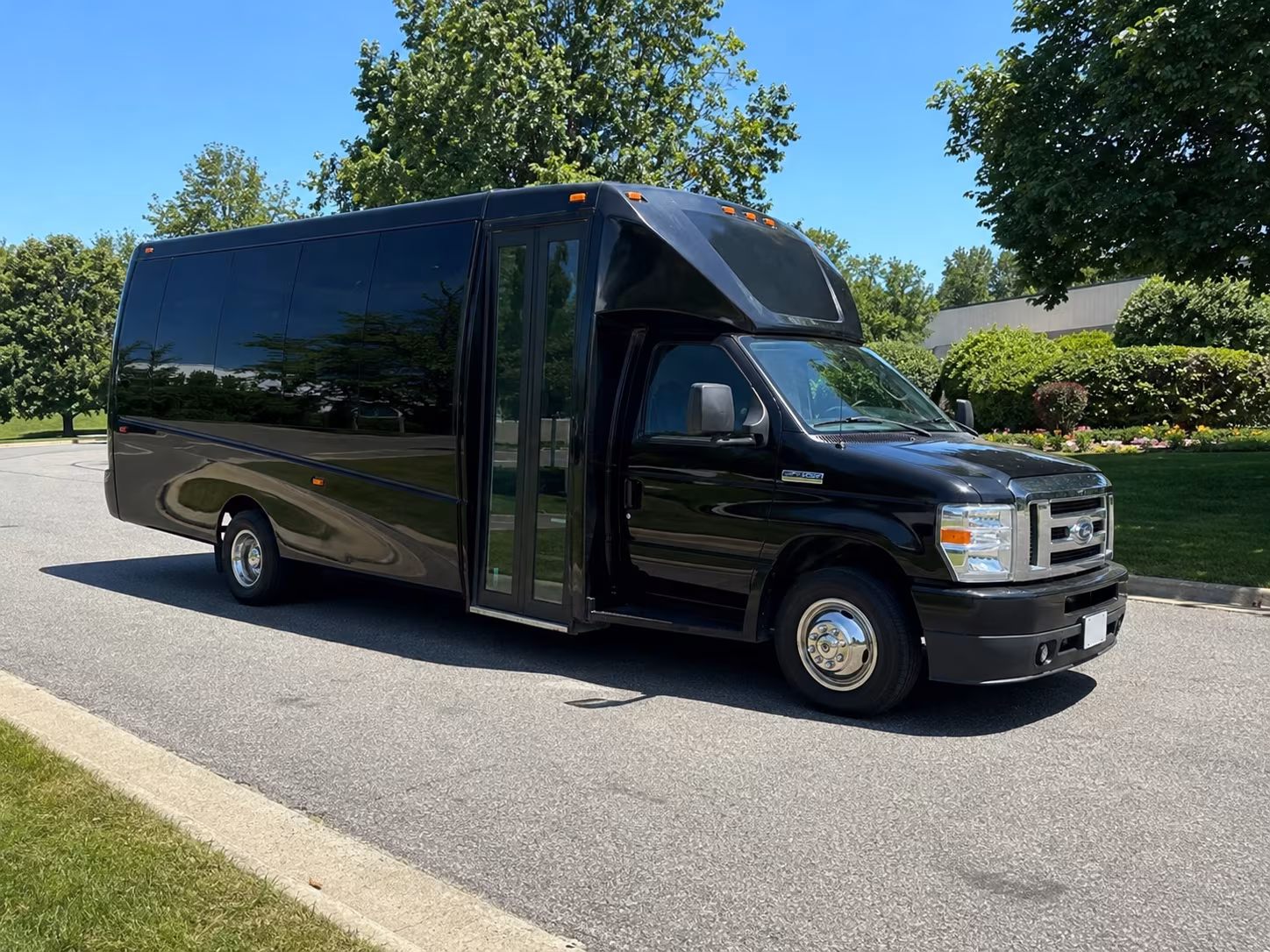 party buses for lake forest bachelorette and bachelor celebrations