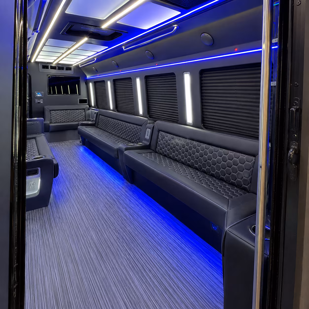 sporting event and stadium buses from lake forest